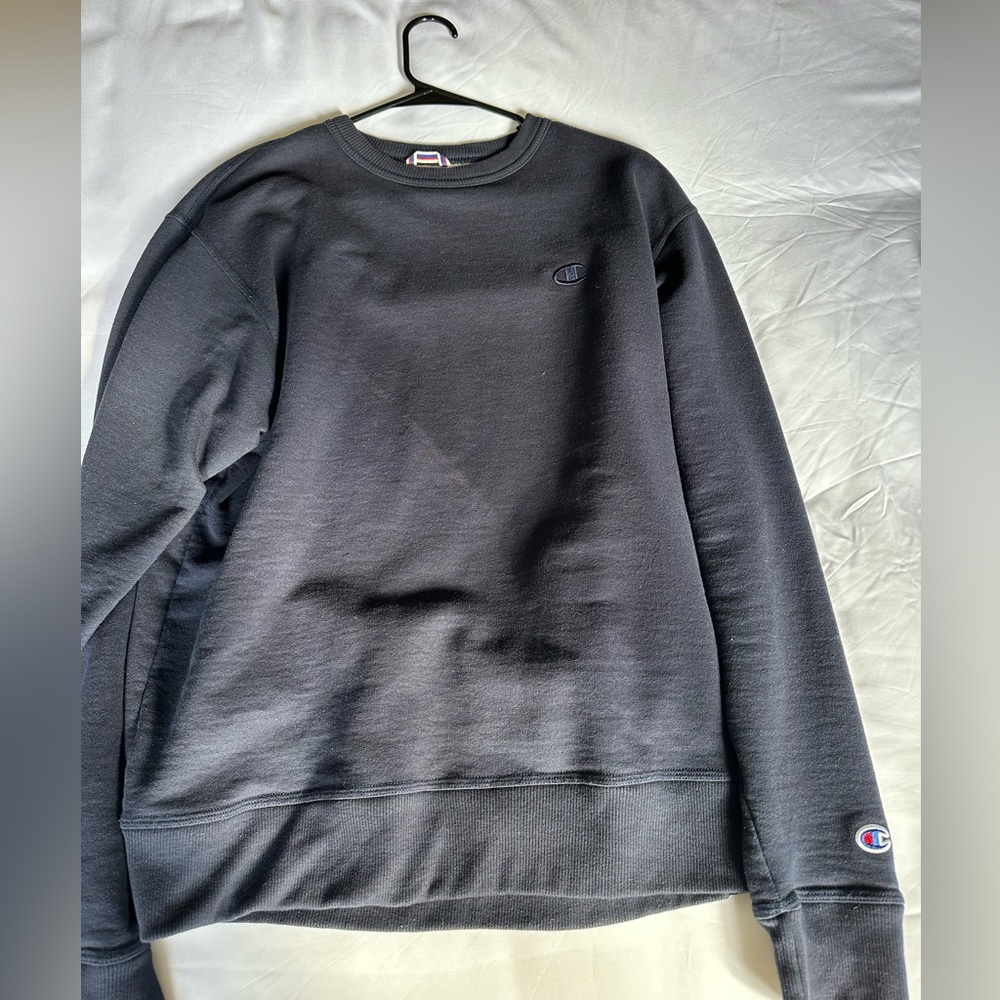 Men’s Champion crew neck hoodie blue size M